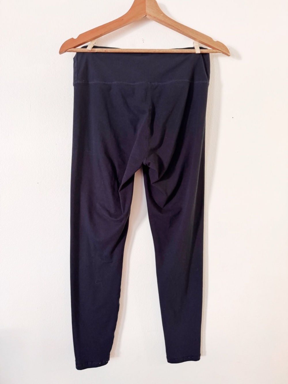 Butter soft Navy High-Waist Leggings medium - Picture 2 of 3